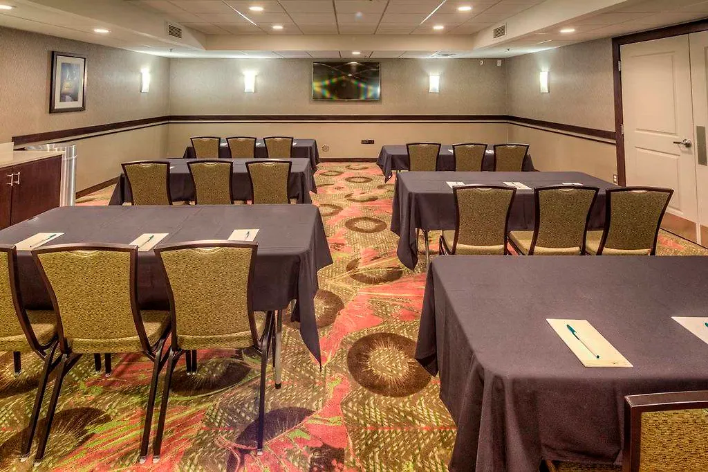 Homewood Suites By Hilton Columbus/Polaris 3*, Columbus
